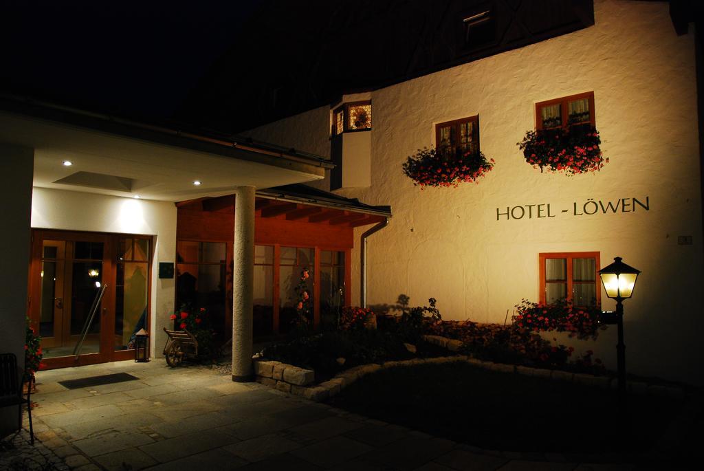 Hotel Zum Goldenen Loewen ببيرفيير المظهر الخارجي الصورة